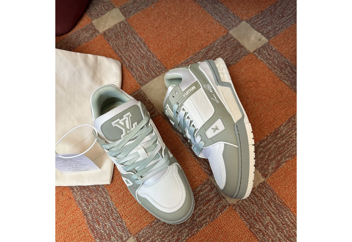 LOVT SNEAKER lv-200