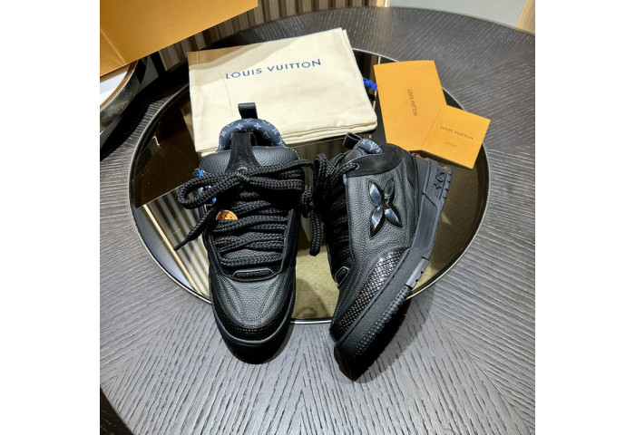 LOVT SNEAKER lv-209