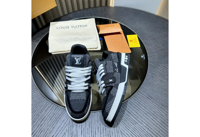 LOVT SNEAKER lv-212