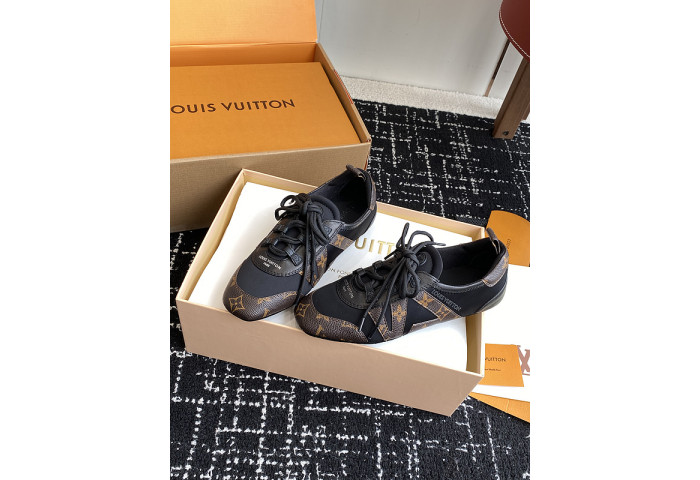 LOVT SNEAKER lv-322
