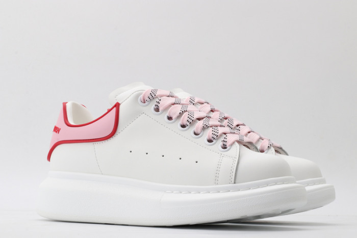 alex mcqu sneakers