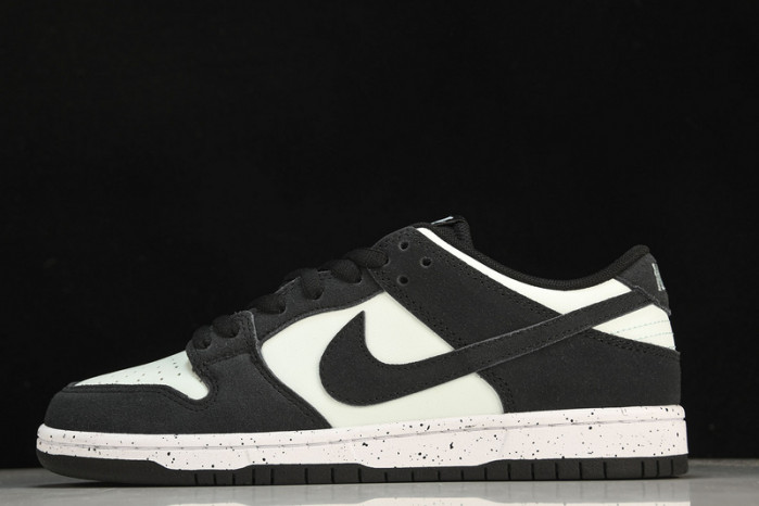 nike sb dunk low barely green 854866-003