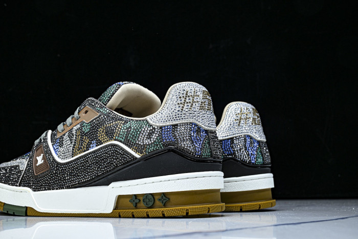 LOVT SNEAKER lv-547