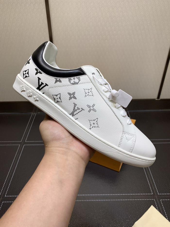 lovt sneaker