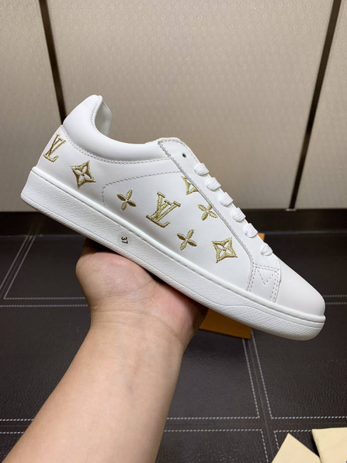 lovt sneaker