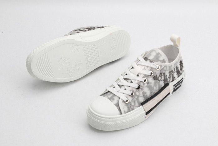 dr b23 homme kaws h903p167