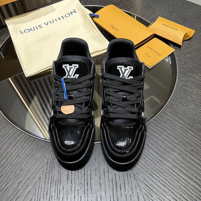 LOVT SNEAKER lv-495