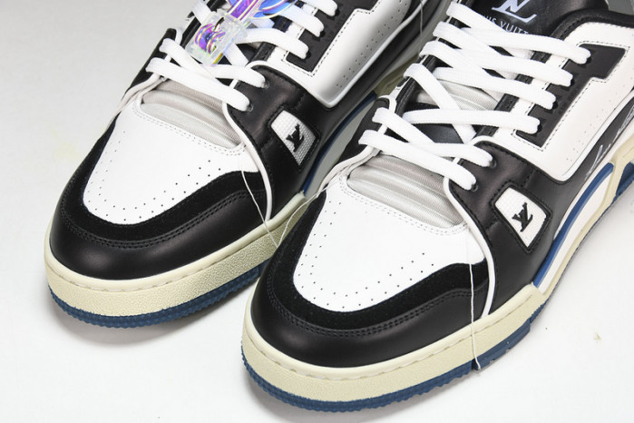 lovt sneaker