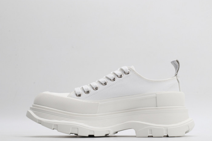 alex mcqu sneakers