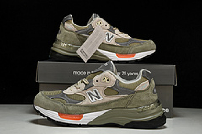 wtaps x new Ba1an*e 992“olive drab“ m992wt