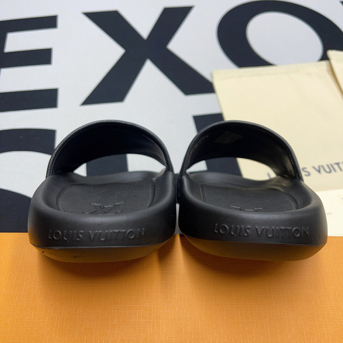 lovt sandal