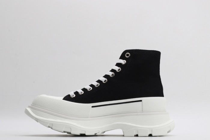alex mcqu sneakers