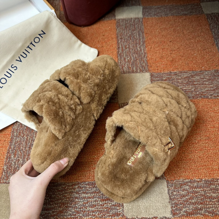 LOVT SANDAL 041562