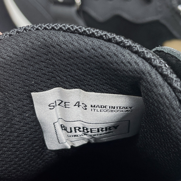 BUBERY SNEAKER