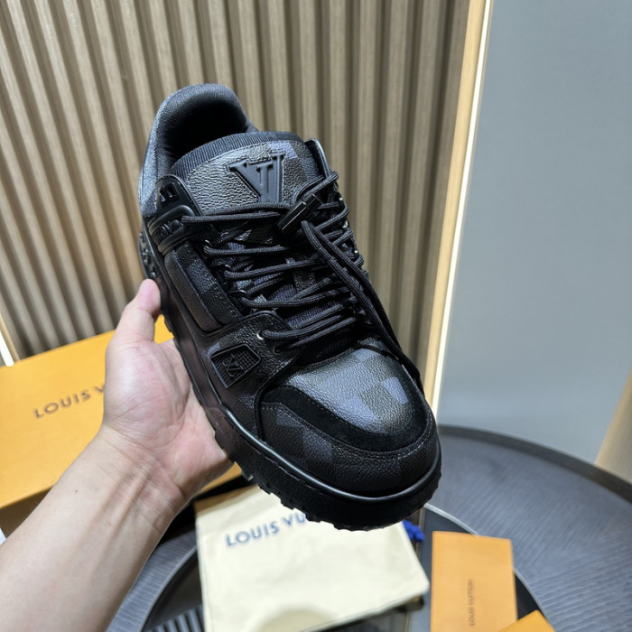 LOVT SNEAKER lv-300