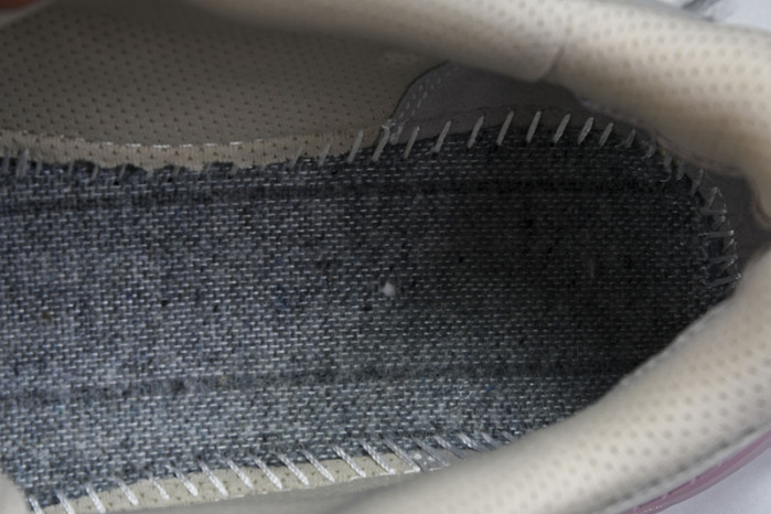of sneakers ow-40