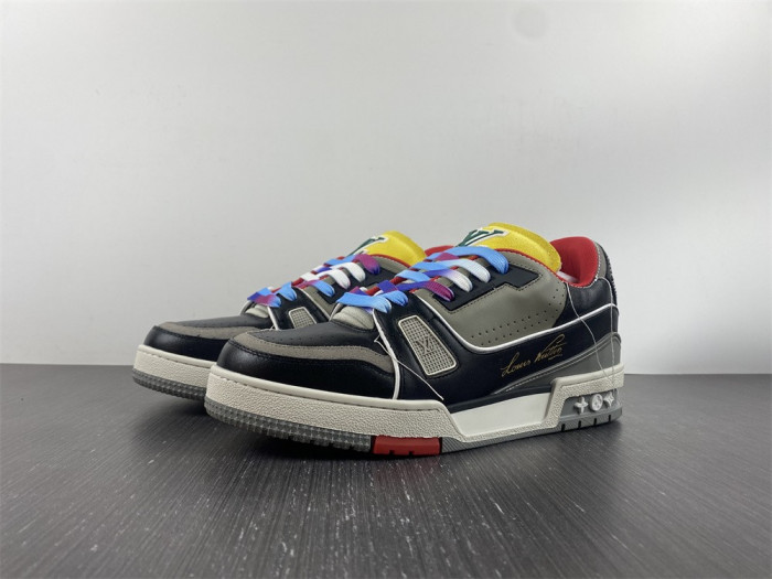 lovt sneaker