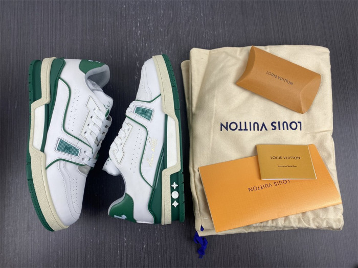 lovt sneaker