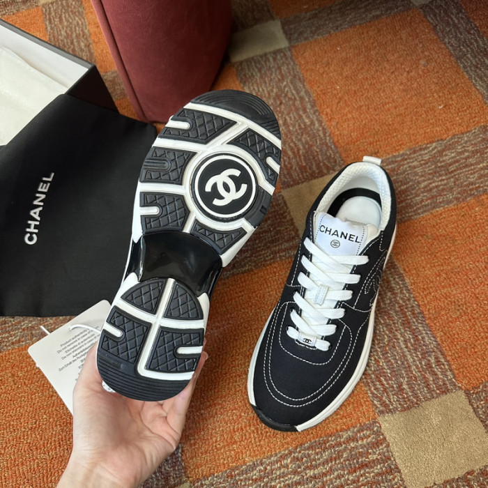 CN LOW TOP TRAINER CC SNEAKERS 21010922