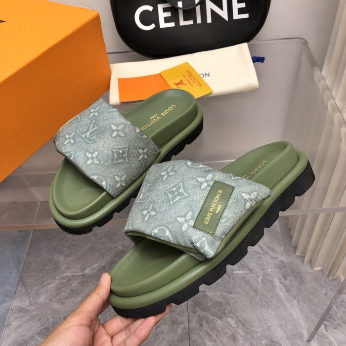 lovt sandal
