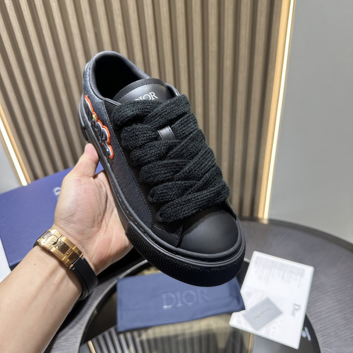 DR B33 LOW-TOP SNEAKERS DR-92