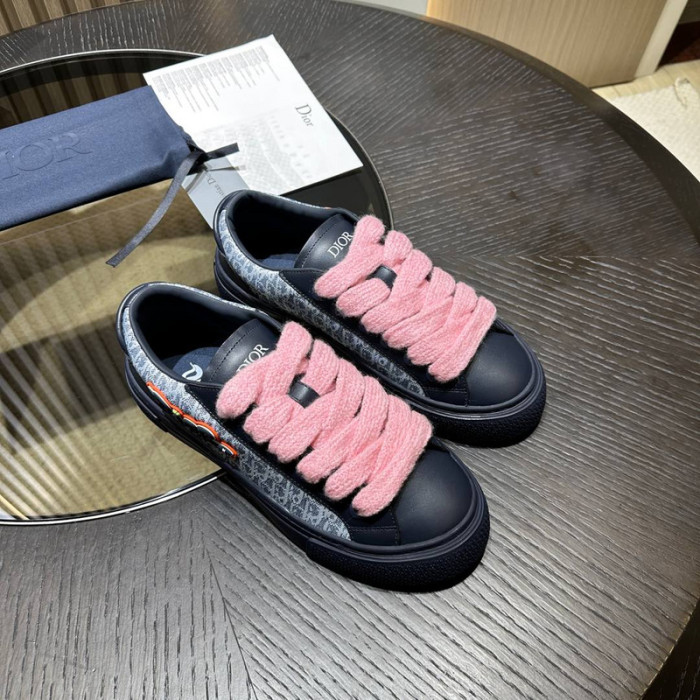 DR B33 LOW-TOP SNEAKERS DR-95
