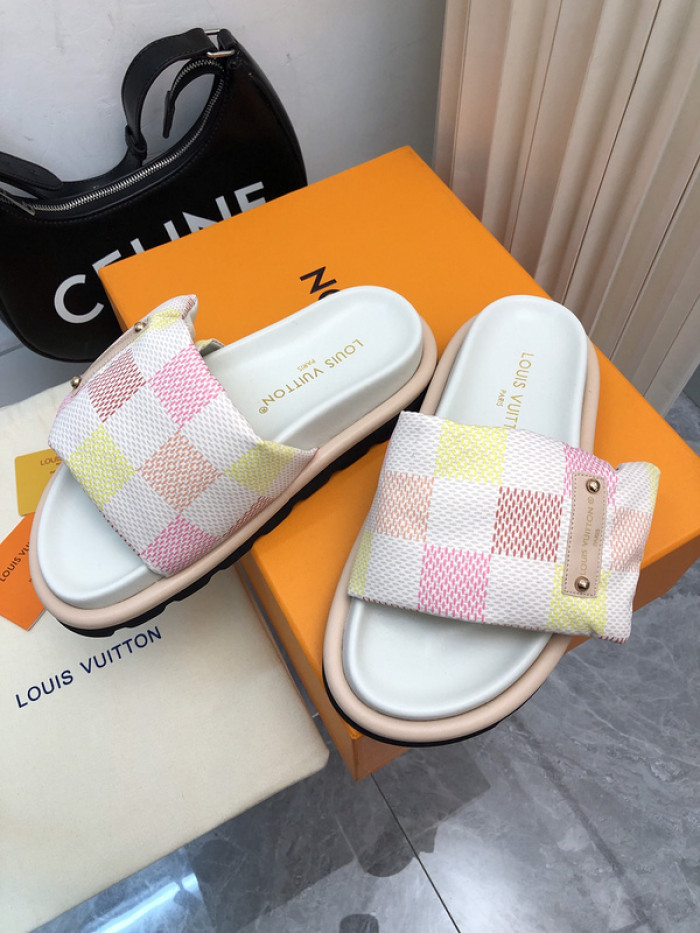 lovt sandal