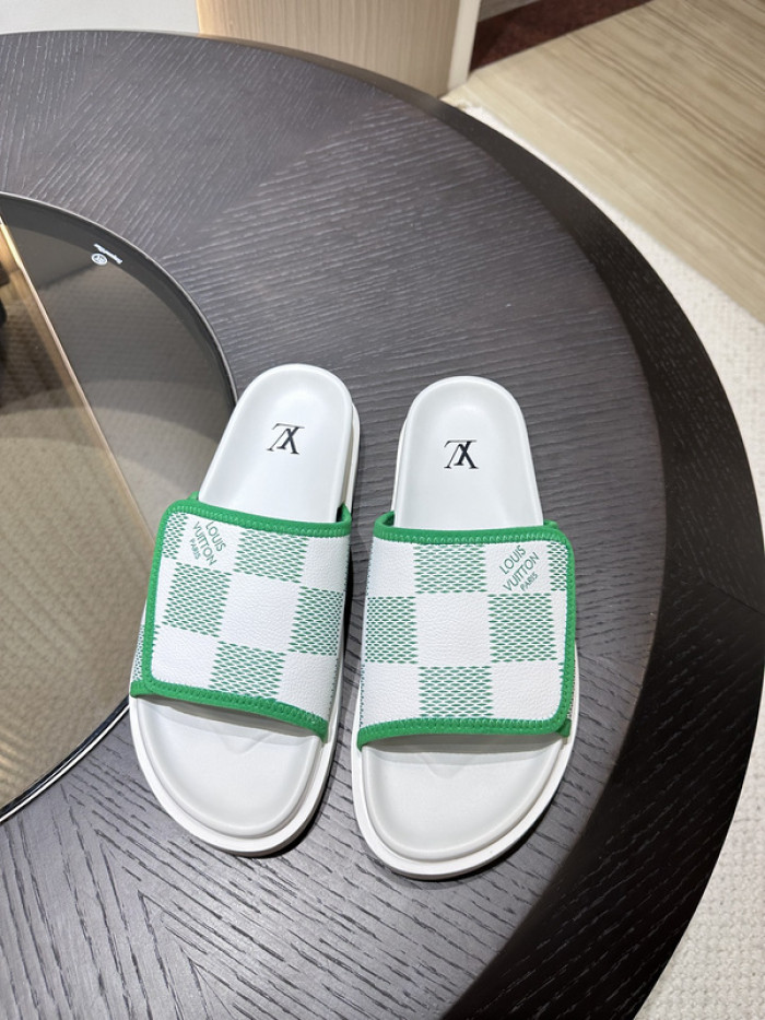 lovt sandal