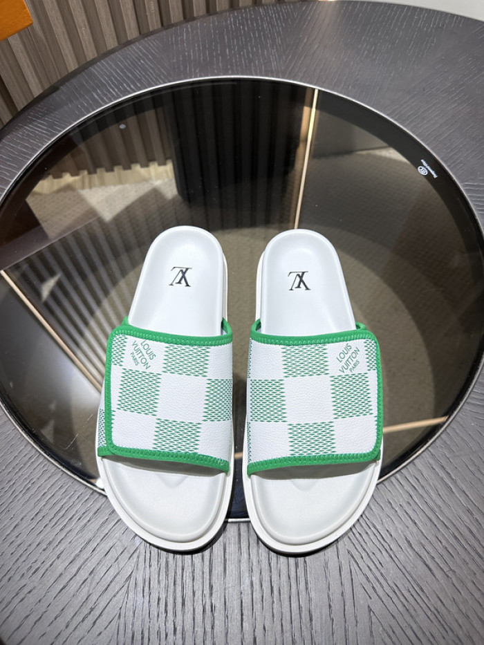 lovt sandal