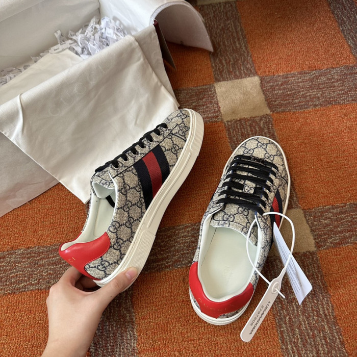 GI ACE EMBROIDERED LOW-TOP SNEAKER 90655