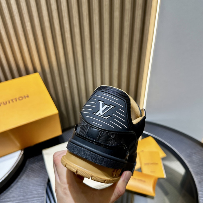 LOVT SNEAKER lv-332