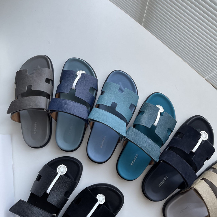 her slides 2405222