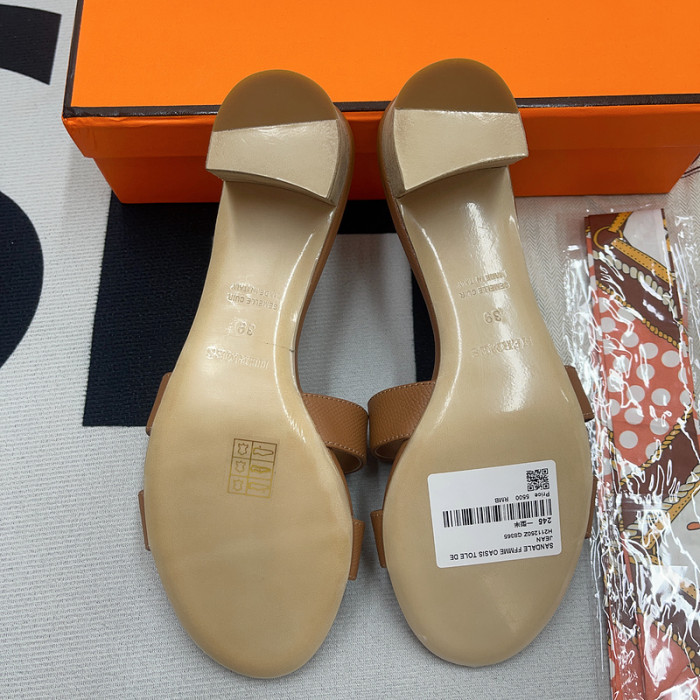 her slides 2306095