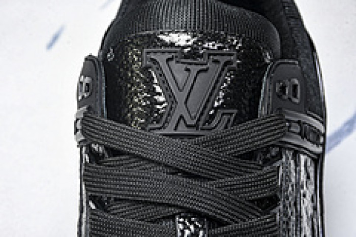 LOVT SNEAKER lv-363