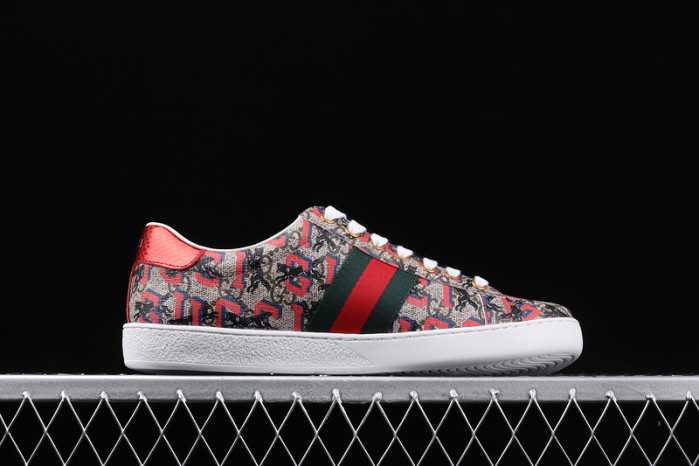 gi ace embroidered low-top sneaker h903p106