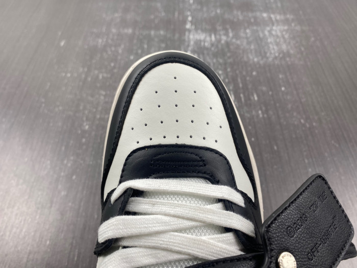 OF SNEAKERS ow-51