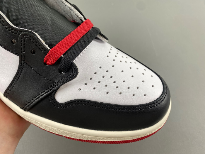 air jordan 1 high og “black toe reimagined” dz5485-106
