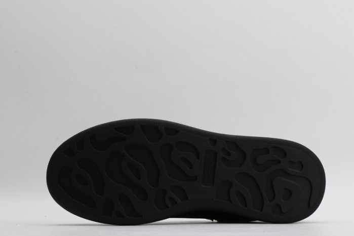 alex mcqu sneakers