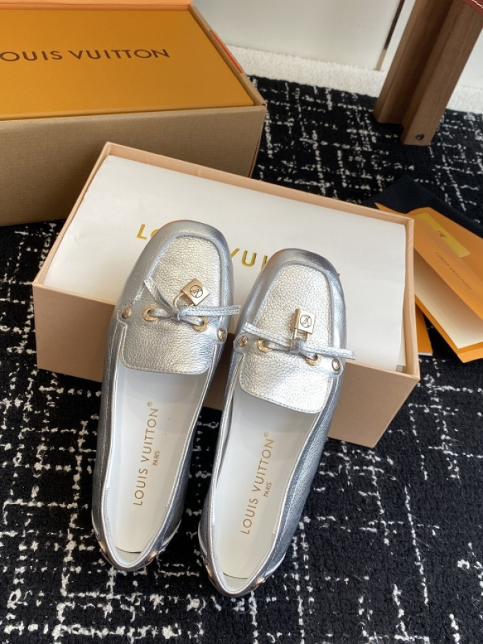 LOVT SNEAKER lv-381