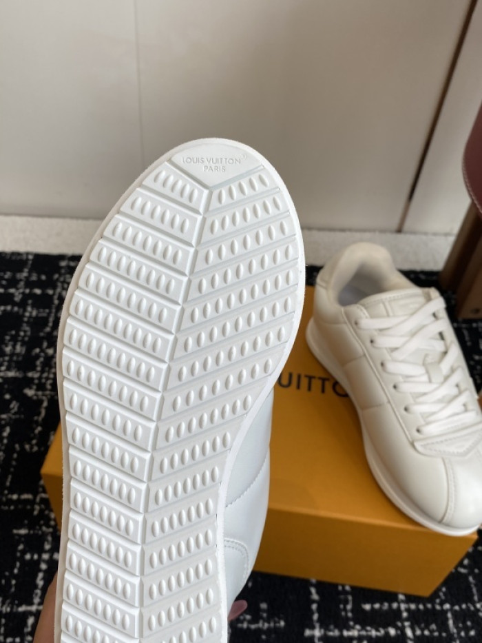 LOVT SNEAKER lv-371