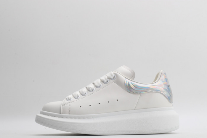 alex mcqu sneakers