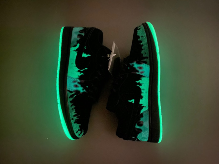 Air Jordan 1 low “Fortune Fly” HQ3442-001