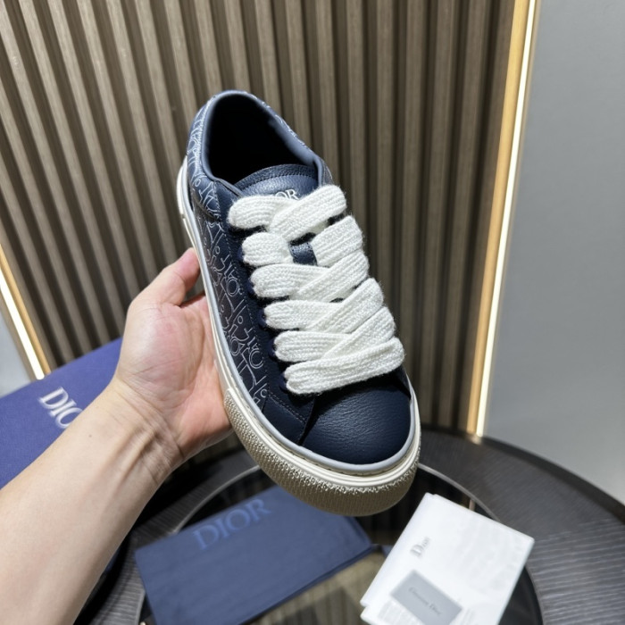 DR B33 LOW-TOP SNEAKERS DR-111