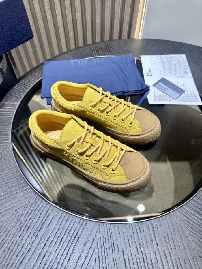 DR B33 LOW-TOP SNEAKERS DR-117